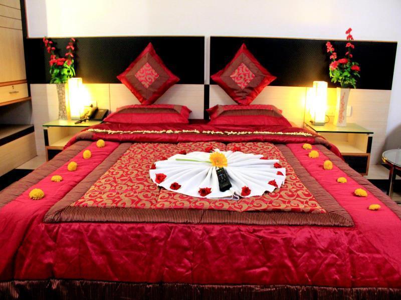 Hotel Sun Park Pondicherry Esterno foto