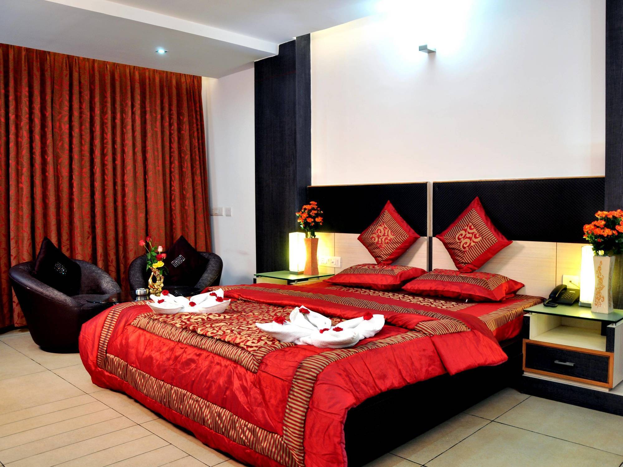 Hotel Sun Park Pondicherry Esterno foto