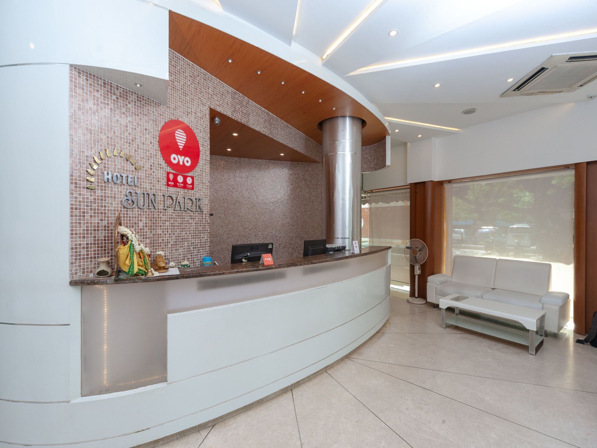 Hotel Sun Park Pondicherry Esterno foto