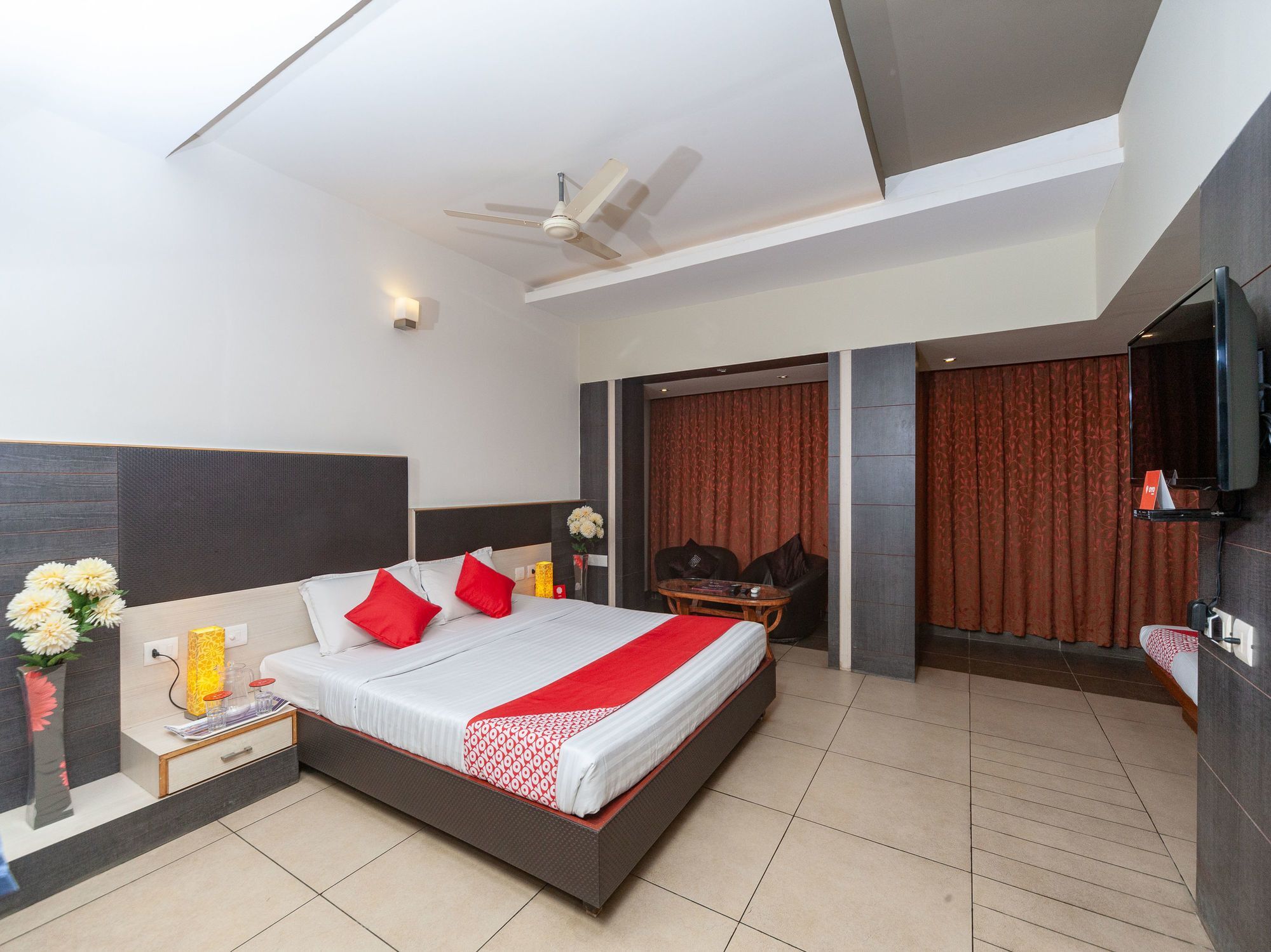 Hotel Sun Park Pondicherry Esterno foto